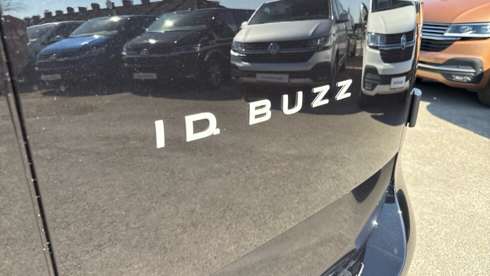 Used Volkswagen ID.Buzz 2024 for sale - 76552505: Photo 41