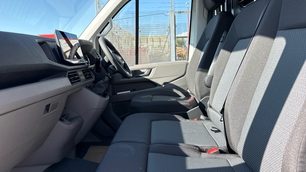 Used Volkswagen Crafter 2025 for sale - 76563726: Photo 2