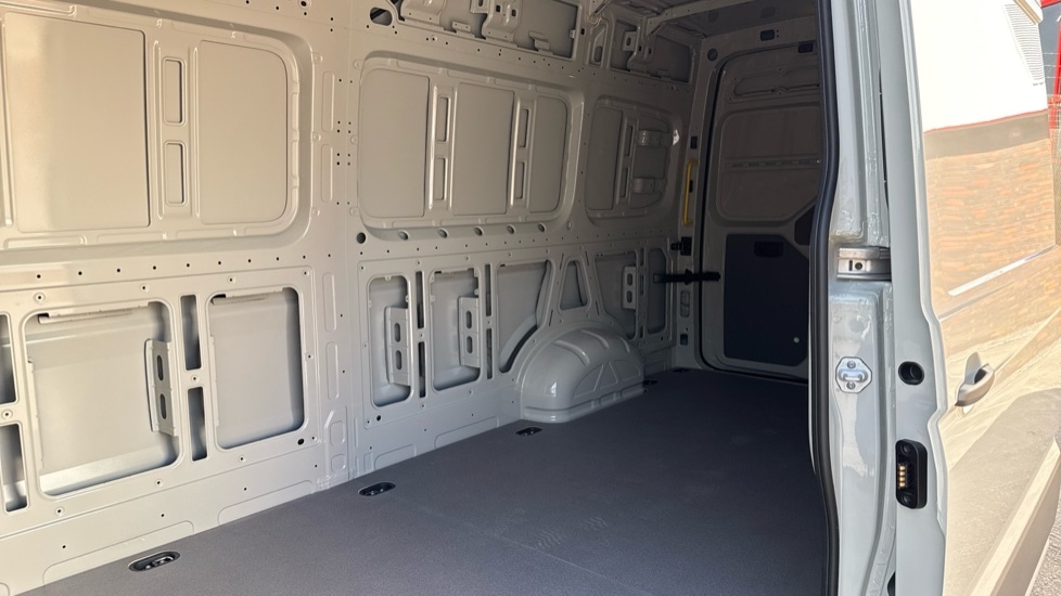 Used Volkswagen Crafter 2025 for sale - 76563726: Photo 9