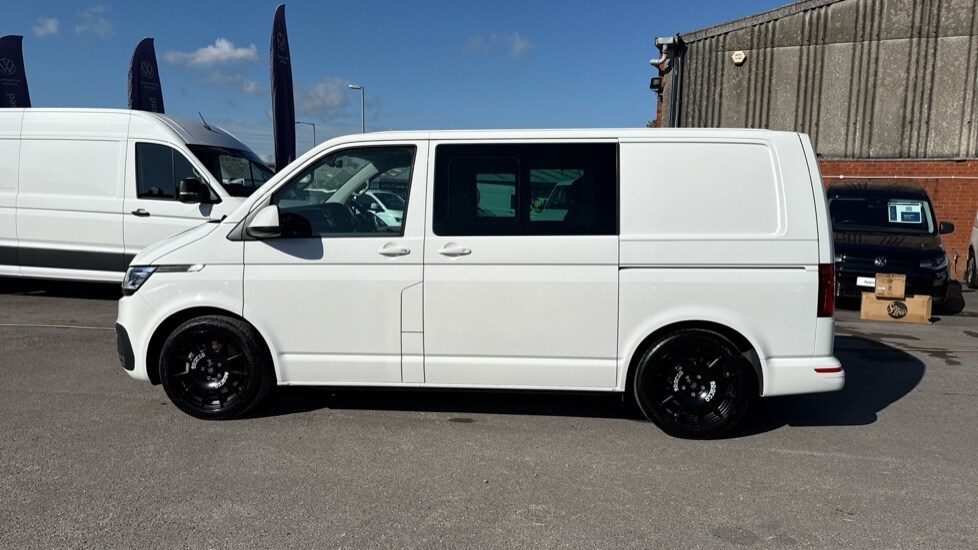 Used Volkswagen Transporter 2024 for sale - 76140047: Photo 18