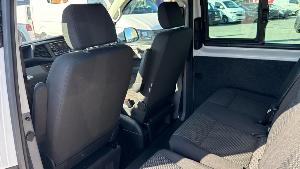 Used Volkswagen Transporter 2024 for sale - 76140047: Photo 41