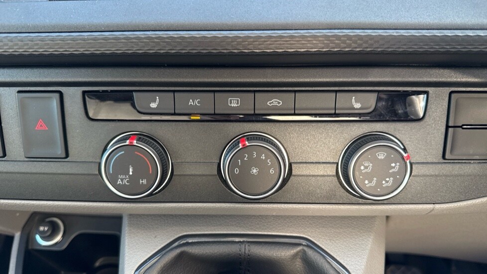 Used Volkswagen Transporter 2023 for sale - 76466222: Photo 13