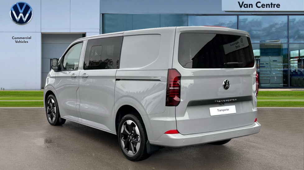 Used Volkswagen Transporter 2025 for sale - 76332201: Photo 3
