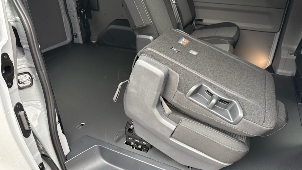 Used Volkswagen Transporter 2025 for sale - 76332201: Photo 33