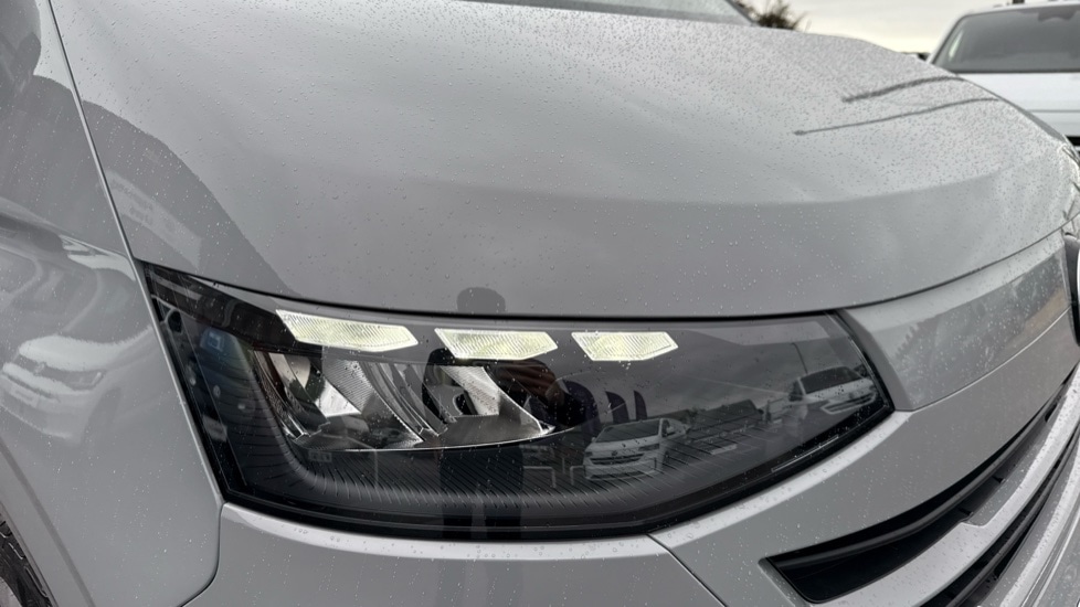 Used Volkswagen Transporter 2025 for sale - 76332201: Photo 37