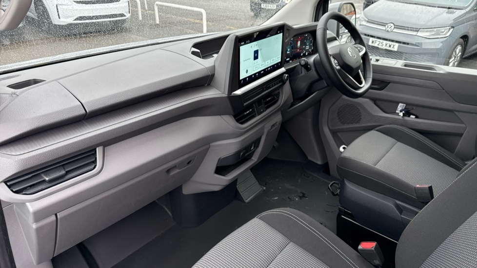 Used Volkswagen Transporter 2025 for sale - 76332201: Photo 43