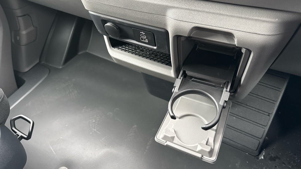Used Volkswagen Transporter 2025 for sale - 76332201: Photo 45