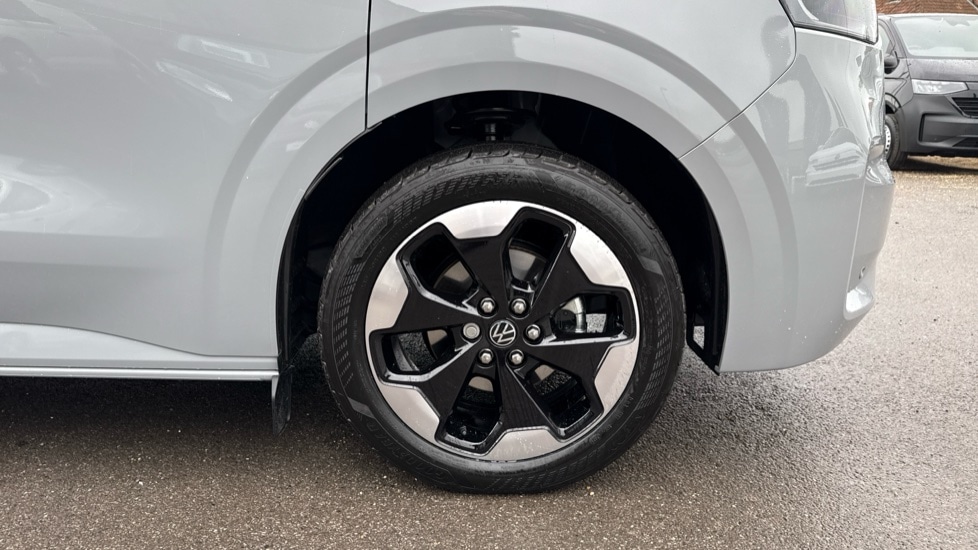 Used Volkswagen Transporter 2025 for sale - 76332201: Photo 5