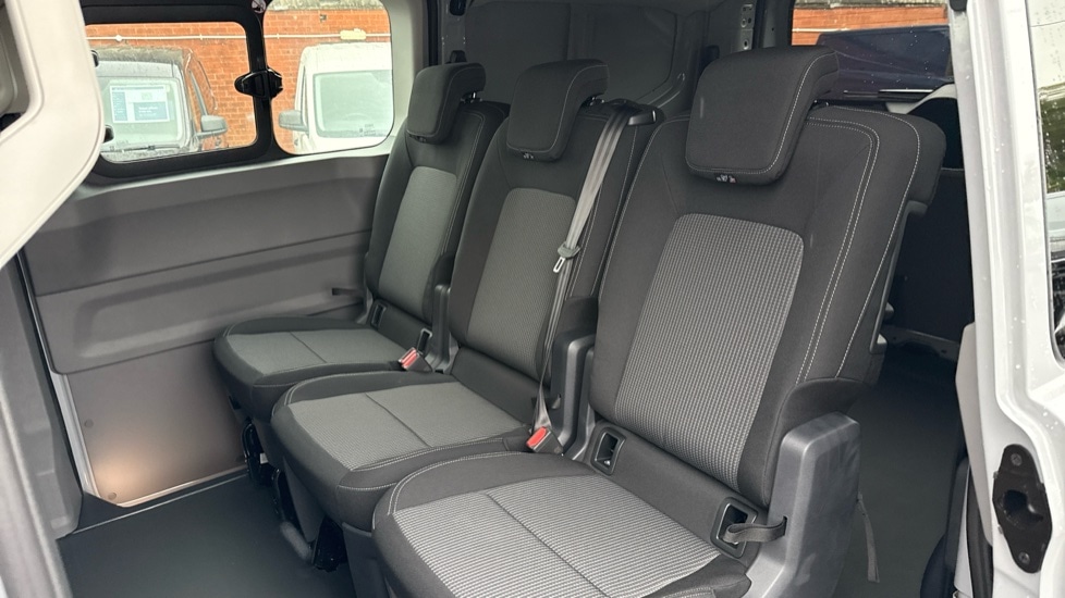 Used Volkswagen Transporter 2025 for sale - 76332201: Photo 9