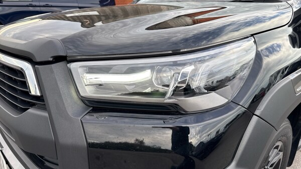 Used Toyota Hilux 2023 for sale - 76140024: Photo 37