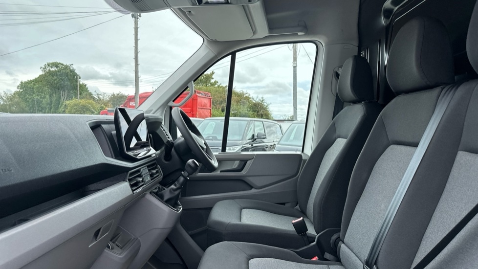 Used Volkswagen Crafter 2025 for sale - 76691389: Photo 2