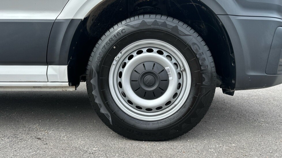 Used Volkswagen Crafter 2025 for sale - 76691389: Photo 5