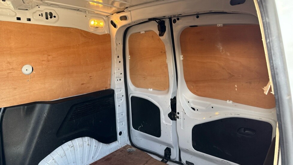 Used Vauxhall Combo 2024 for sale - 76869486: Photo 16