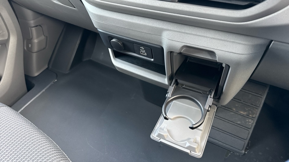 Used Volkswagen Transporter 2025 for sale - 76870571: Photo 35