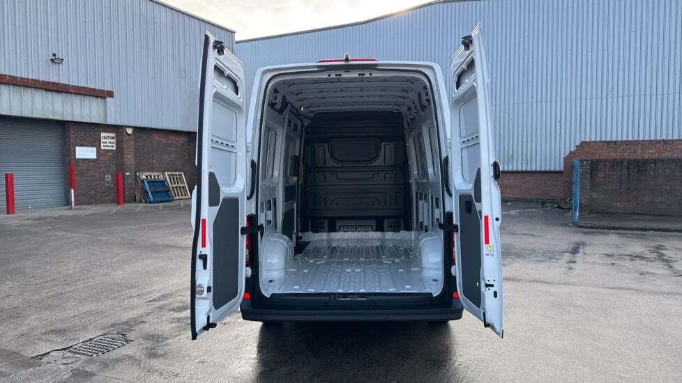 Used Volkswagen Crafter 2024 for sale - 76868600: Photo 10