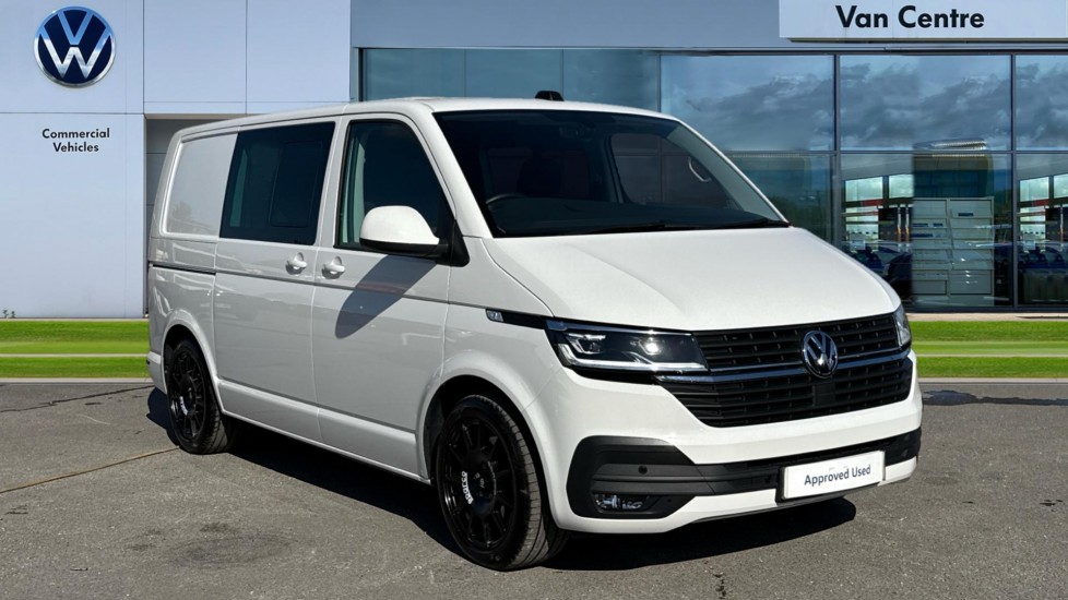 Used Volkswagen Transporter 2024 for sale - 76647829: Photo 1