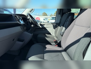 Used Volkswagen Transporter 2024 for sale - 76647829: Photo