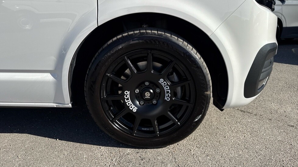 Used Volkswagen Transporter 2024 for sale - 76647829: Photo 42