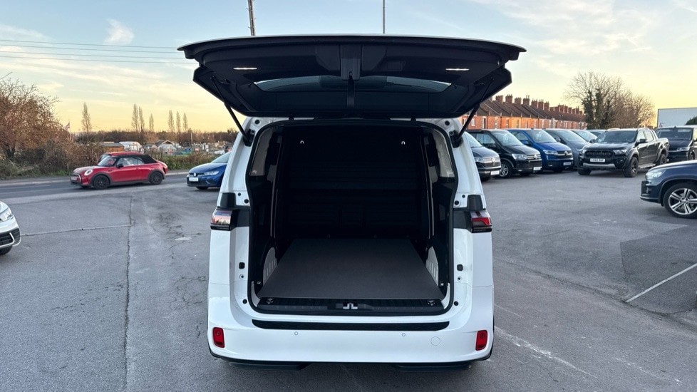 Used Volkswagen ID.Buzz 2025 for sale - 76914871: Photo 10