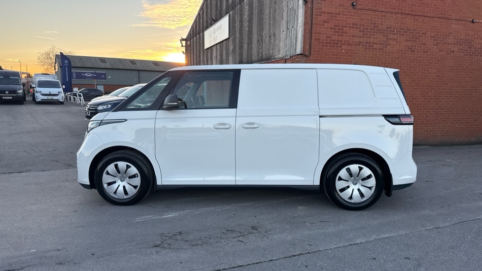 Used Volkswagen ID.Buzz 2025 for sale - 76914871: Photo 18