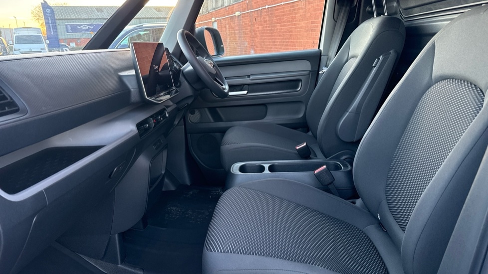 Used Volkswagen ID.Buzz 2025 for sale - 76914871: Photo 2