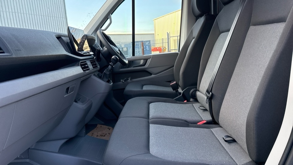 Used Volkswagen Crafter 2024 for sale - 76869006: Photo 2