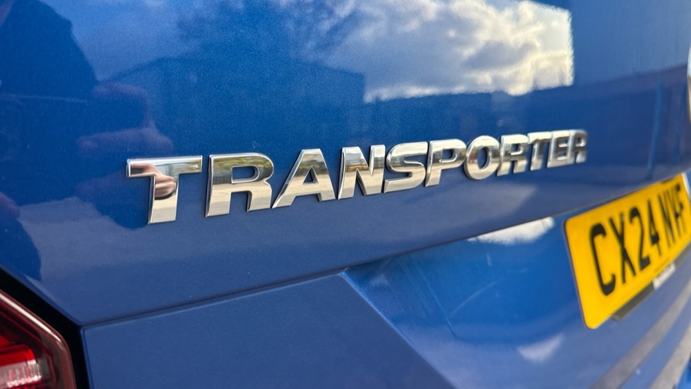 Used Volkswagen Transporter 2024 for sale - 77050930: Photo 30