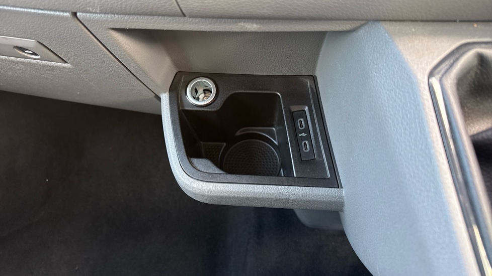 Used Volkswagen Transporter 2024 for sale - 77050930: Photo 55