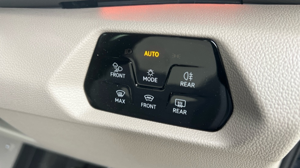 Used Volkswagen Multivan 2025 for sale - 76870263: Photo 23