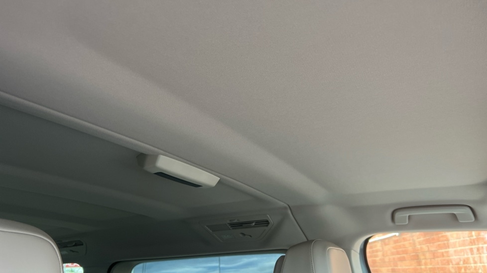 Used Volkswagen Multivan 2025 for sale - 76870263: Photo 33