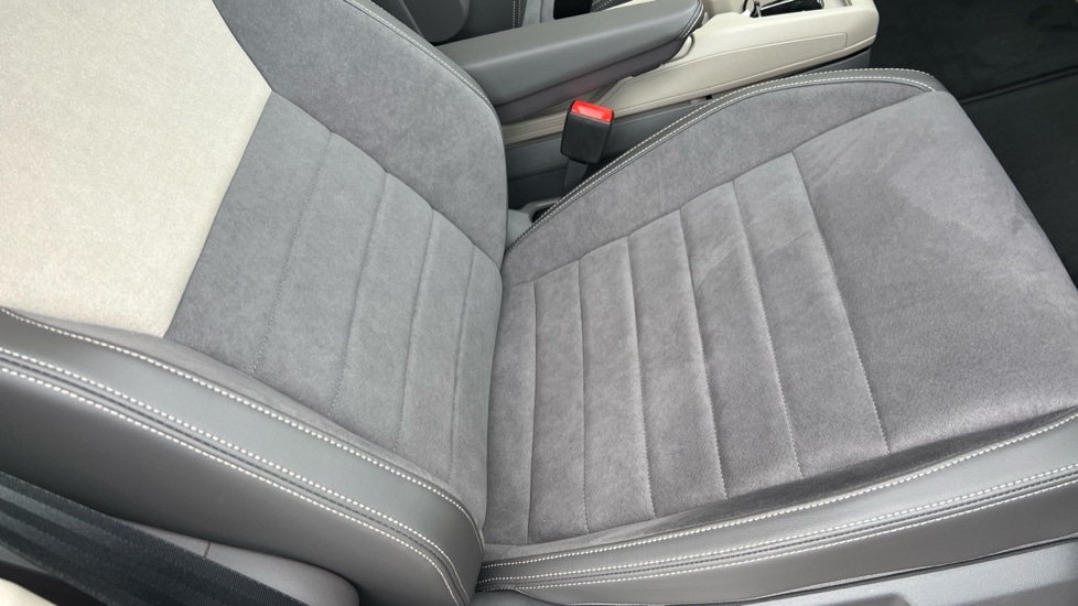 Used Volkswagen Multivan 2025 for sale - 76870263: Photo 35