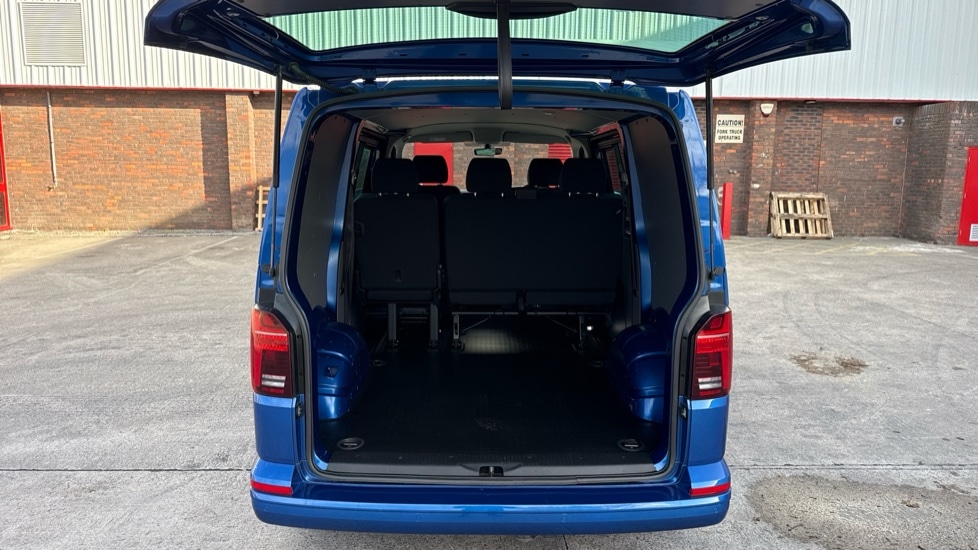 Used Volkswagen Transporter 2024 for sale - 76977693: Photo 10