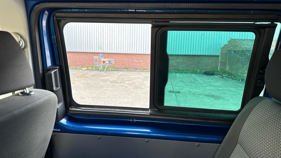 Used Volkswagen Transporter 2024 for sale - 76977693: Photo 26