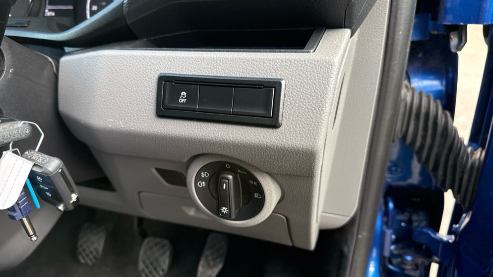 Used Volkswagen Transporter 2024 for sale - 76977693: Photo 36