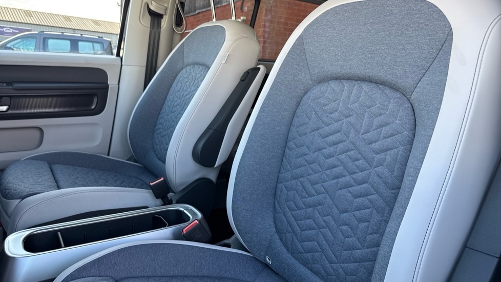 Used Volkswagen ID.Buzz 2025 for sale - 76870616: Photo 17