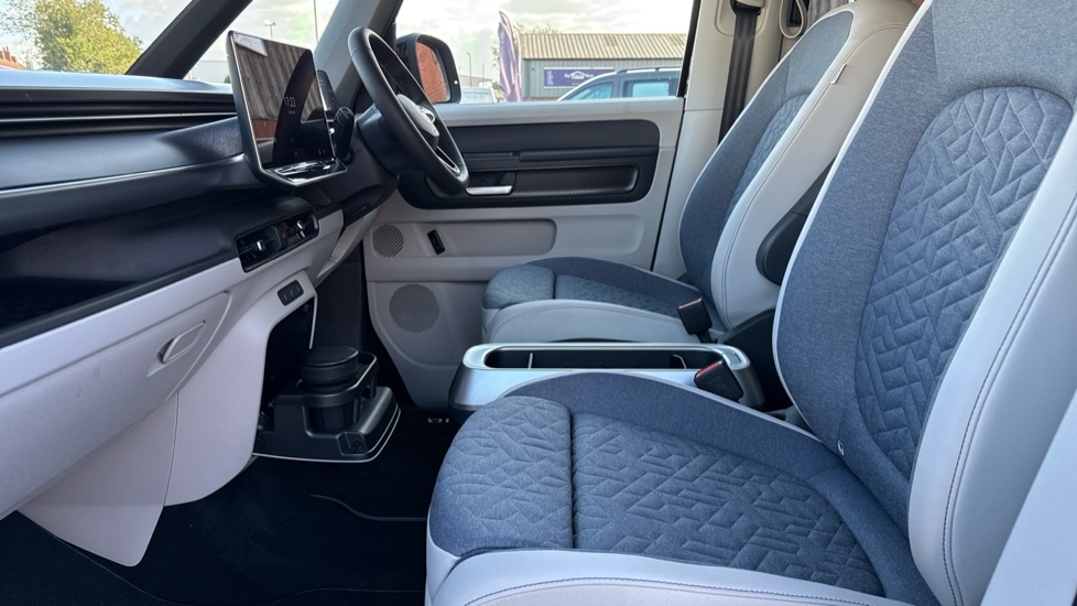 Used Volkswagen ID.Buzz 2025 for sale - 76870616: Photo 2