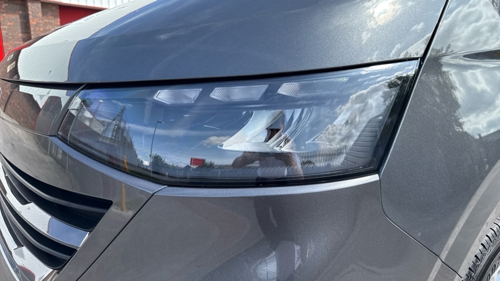 Used Volkswagen Transporter 2025 for sale - 76868532: Photo 15