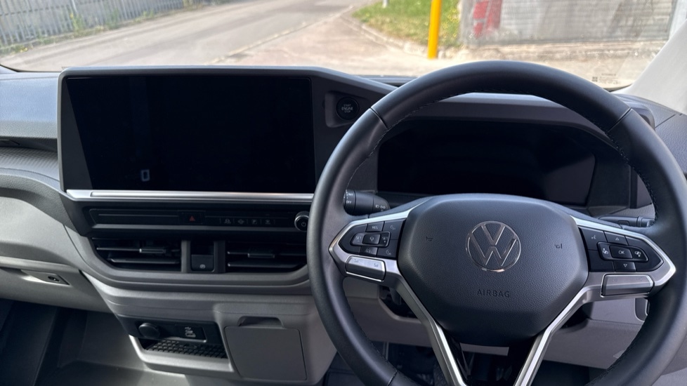 Used Volkswagen Transporter 2025 for sale - 76868532: Photo 17