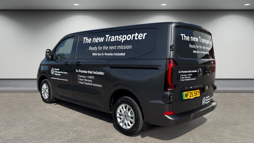 Used Volkswagen Transporter 2025 for sale - 76868532: Photo 2