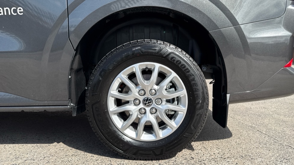 Used Volkswagen Transporter 2025 for sale - 76868532: Photo 3