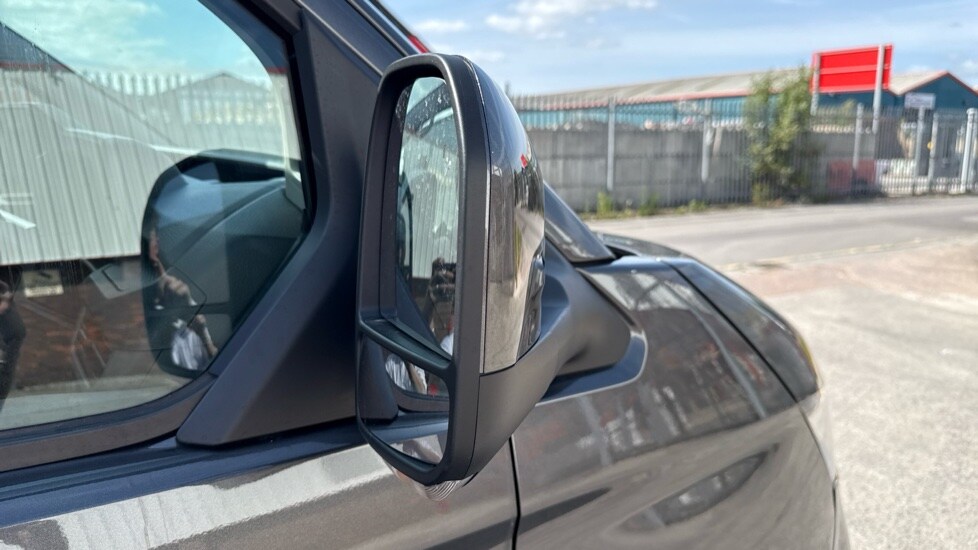 Used Volkswagen Transporter 2025 for sale - 76868532: Photo 33