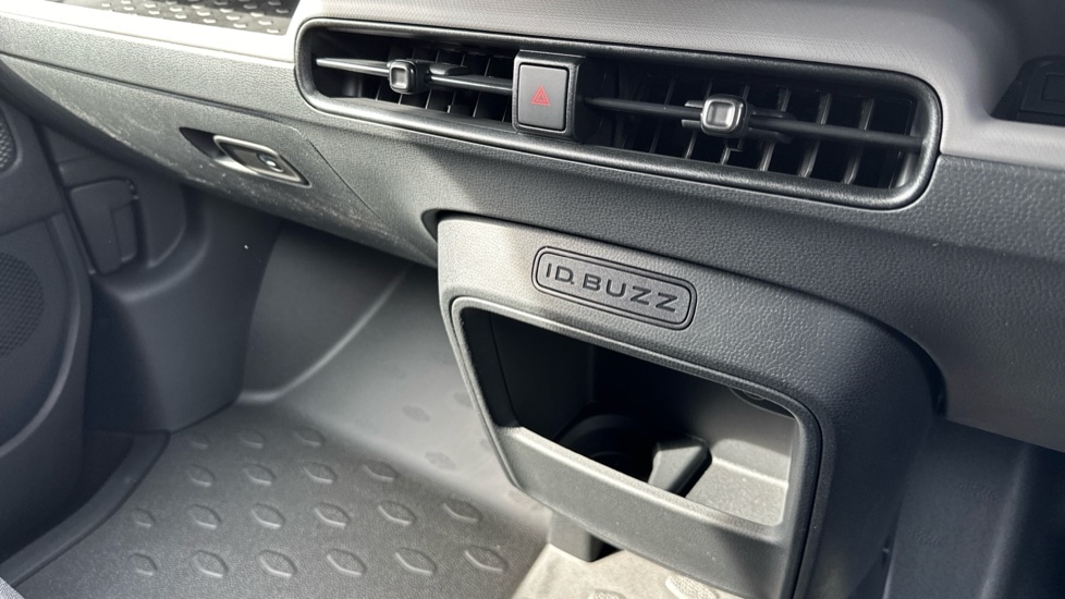 Used Volkswagen ID.Buzz 2024 for sale - 76869164: Photo 28