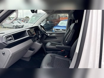Used Volkswagen Transporter 2024 for sale - 75405941: Photo