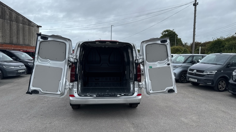 Used Volkswagen Transporter 2025 for sale - 76868723: Photo 22