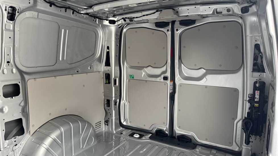 Used Volkswagen Transporter 2025 for sale - 76868723: Photo 9