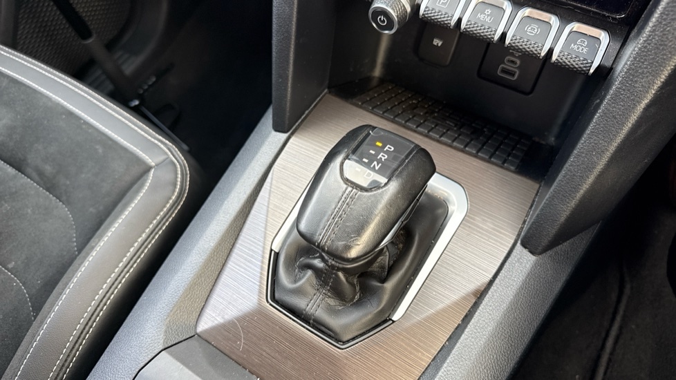 Used Volkswagen Amarok 2024 for sale - 75405934: Photo 14