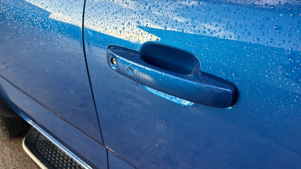 Used Volkswagen Amarok 2024 for sale - 75405934: Photo 25