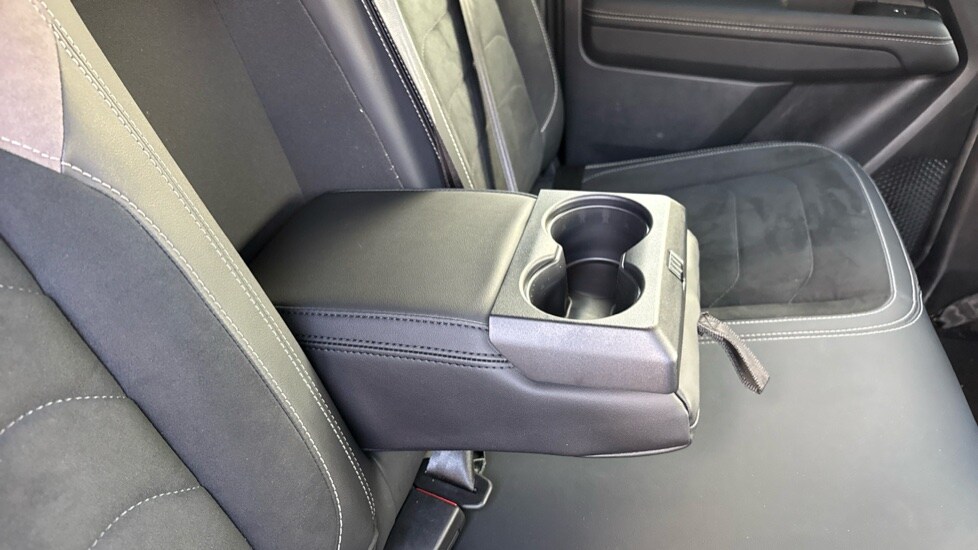 Used Volkswagen Amarok 2024 for sale - 75405934: Photo 33