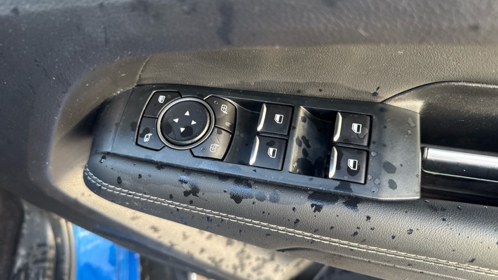 Used Volkswagen Amarok 2024 for sale - 75405934: Photo 36