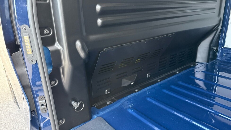 Used Volkswagen Transporter 2025 for sale - 76302451: Photo 40